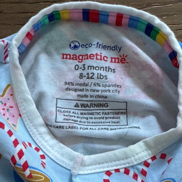 Magnetic Me 0-3 Like New EUC Festive Blue and Red Footie - Picture 2 of 11